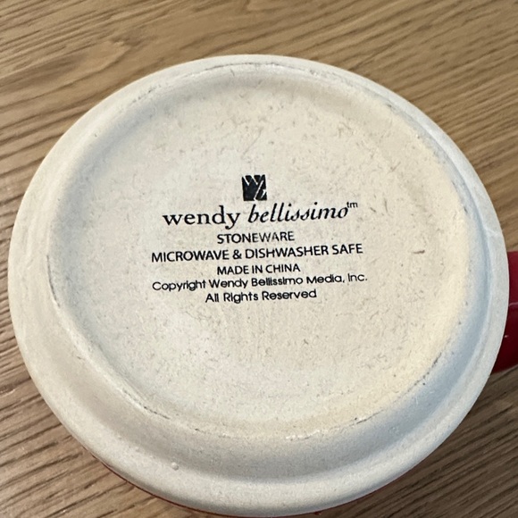 Wendy Bellissimo Red Feliz Navidad Mug - Picture 3 of 3